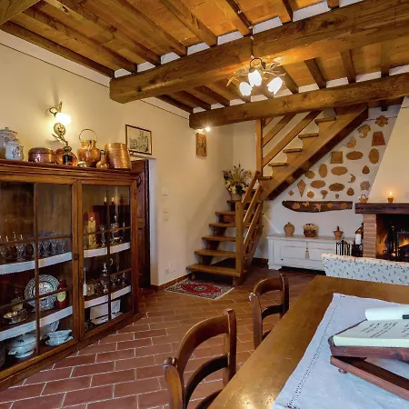 Gorgeous Holiday In Fratticciola With Swimming Pool Casa vacanze