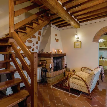 Ferienhaus Gorgeous Holiday In Fratticciola With Swimming Pool *