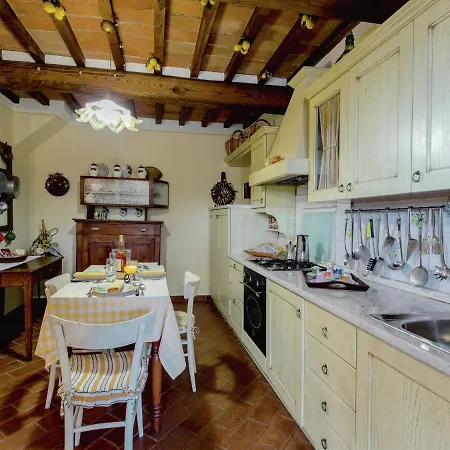 Gorgeous Holiday In Fratticciola With Swimming Pool Ferienhaus